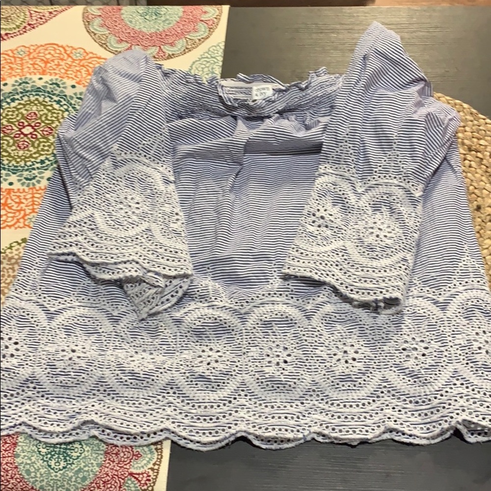 Crown and Ivy Off the shoulder top